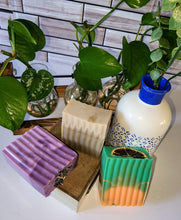 Load image into Gallery viewer, HE-Suds 🧼