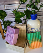 Load image into Gallery viewer, HE-Suds 🧼