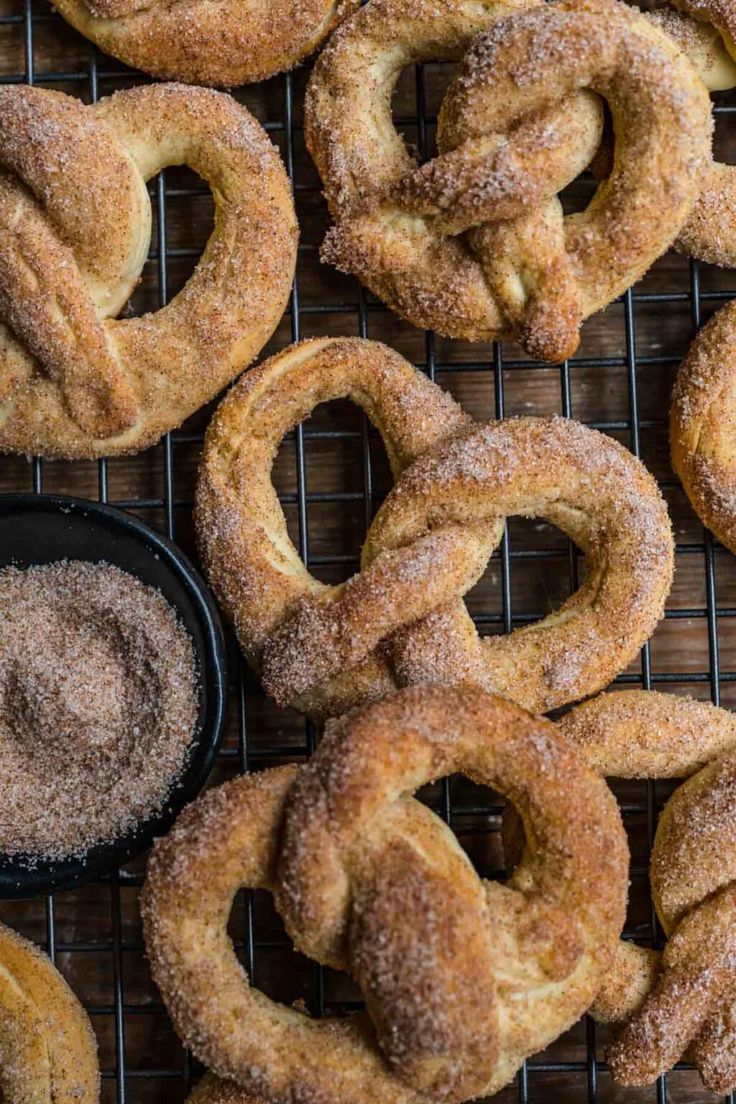 Cinnamon Sugar Pretzel - 8 oz Body Butter